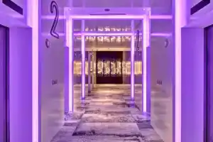 Отель «Yotel Singapore Orchard Road (Sg Clean, Staycation Approved)», Сингапур