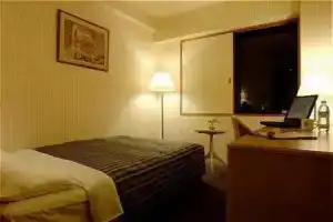 Holiday Inn Express Shin Kobe, Кобе