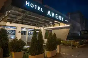Garni Hotel Aveny, Чачак