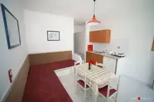 Lenaki Apartments, Кос