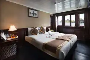 Ботель «Halong Glory Cruise», Халонг