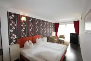 Apartmenthaus Alt Graz, Дюссельдорф