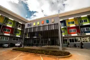 Bun Hotel, Сурат-Тхани