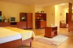 Wellness Hotel Rezidence Ambra, Лугачовице
