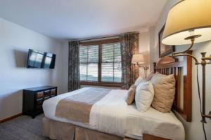 Zephyr Mountain Lodge, Condo | Perfect Ski-In/Ski-Out with Gondola View (Select-Rated Condo 1217), Винтер-Парк