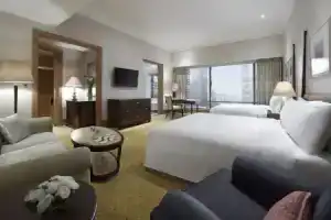 Отель «The Ritz-Carlton Jakarta, Mega Kuningan», Джакарта