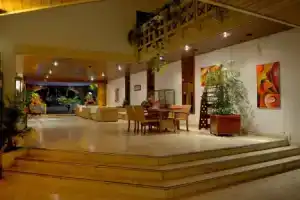 Coral Azur Beach Resort Mont Choisy, Мон-Шуази
