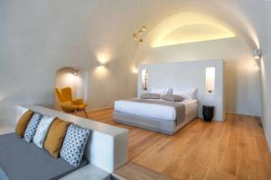 Апарт-отель «Halcyon Days Suites», Пиргос