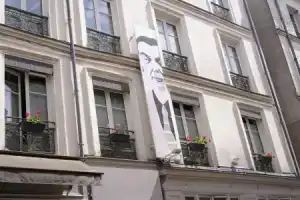 Отель «Best Western Plus Hôtel Littéraire Marcel Aymé», Париж