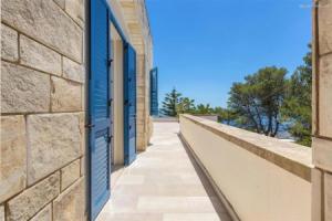281 Casa con Vista Mare a Santa Cesarea Terme, Санта-Чезареа-Терме