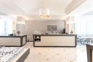 Hotel «Alexander», Каттолика