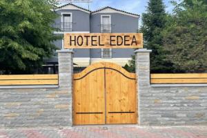 Hotel «Edea», Корча