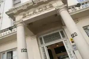 Blades Hotel, Лондон