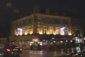 The Kings Head Hotel, Лондон