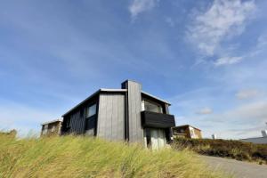 Unique Holiday Home in Bergen aan Zee With Terrace, Берген ан Зее
