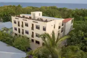 Отель «Paguro Beach Inn», Юкулхас