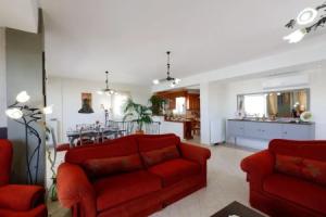 Stunning Villa Plumeria Rethymno, Аделианос-Кампос