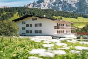Hotel B&B Frohsinn, Сан-Кассиано