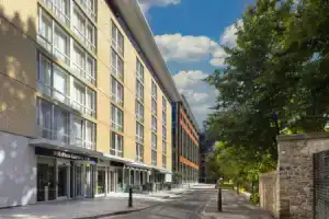 Отель «Hilton Garden Inn Bristol City Centre», Бристоль