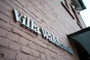 Villa Waldesruh, Зигбург