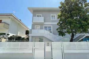Arcioun Suite Apartment Via Bellaria, Риччионе