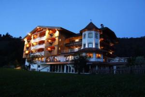Hotel «Mareo Dolomites», Мареббе