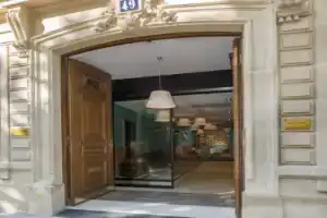 Отель «Suites & Hôtel Helzear Champs-Elysées», Париж