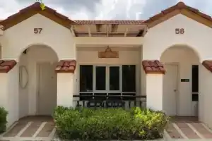 Lopburi Inn Resort, Лопбури
