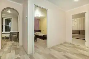 Апартаменты на бульваре Приморский 46, Тольятти