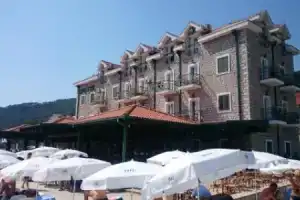 Hotel «Rr», Херцег-Нови