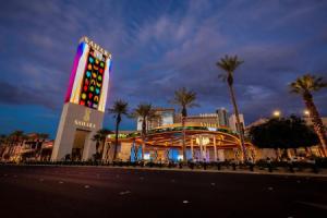 Отель «Sahara Las Vegas», Лас-Вегас