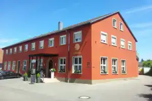 Hotel «Löwen», Руст