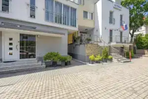 Hotel «Antares», Братислава