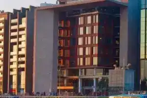Amsterdam Hotelboat, Амстердам