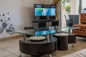 Diana Apartment, Пафос