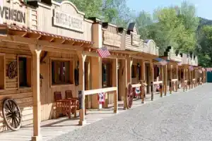 Zündstoff-City Western-Motel, Хемфурт-Эдерзее