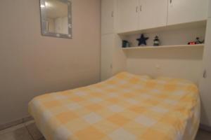 Apartment in Belgium for 2 Person, Бреден