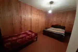 Amo's cafe and hut, Жабеши