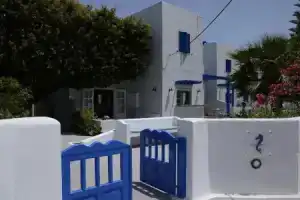 Hippocampus Hotel, Камари