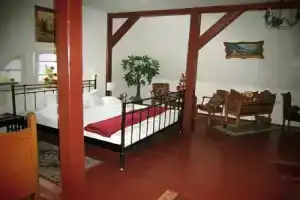 Отель «Ristorante Torino», Цайц