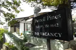 Отель «Parnell Pines», Окленд