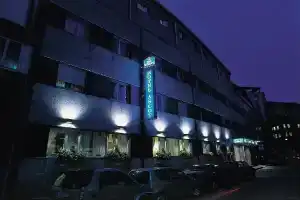 Hotel «Ascot», Милан