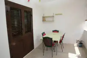 Araz - Parking and Barbecue - A1, Водице