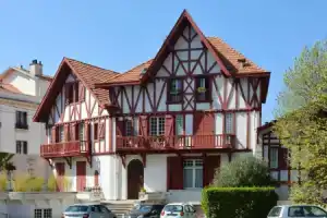 Apartment With One Bedroom In Biarritz 1 Km From The Beach, Биарриц