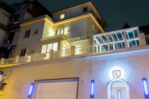 Buono b&b, Неаполь