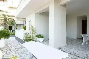 Alasitas, Паралия-Катерини