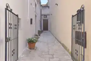 I Battenti, Галатина