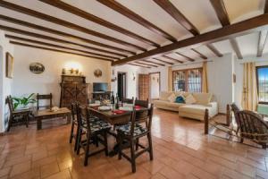 3060 Villa Elche, Морайра