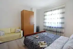 Peaceful Flat Surrounded by Nature, Савудрия