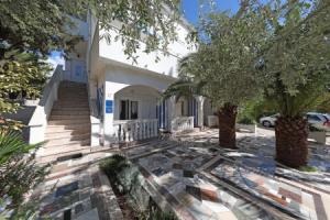 Apartments Gligora, Mandre